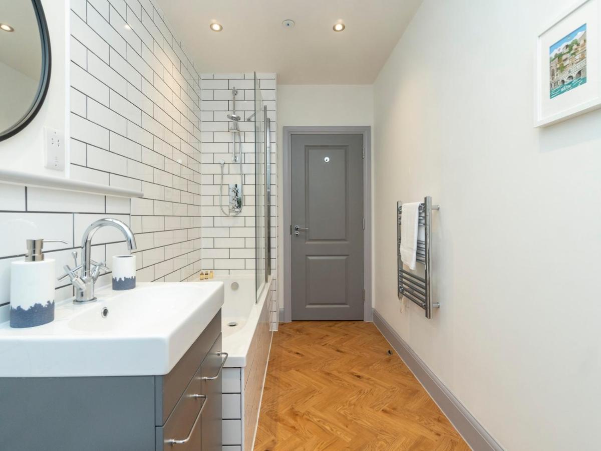 Pass The Keys Stunning 2 Bed Retreat In The Heart Of Bath Apartment ภายนอก รูปภาพ