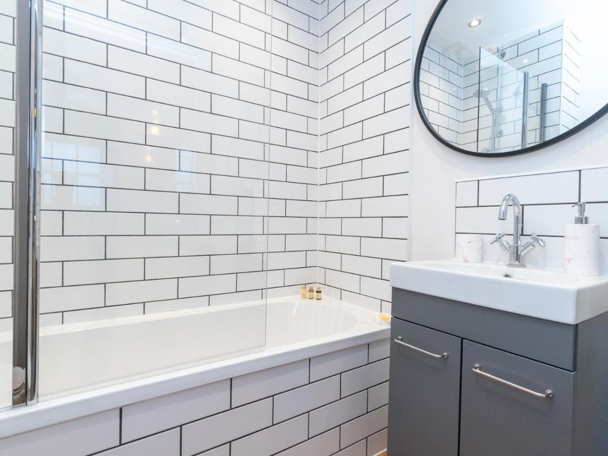 Pass The Keys Stunning 2 Bed Retreat In The Heart Of Bath Apartment ภายนอก รูปภาพ